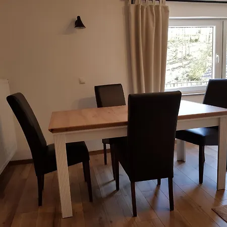 Gemuetliche In Kaifenheim, Cleaning Included