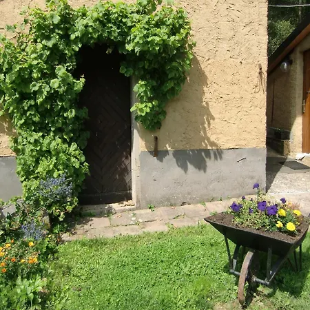 Gemuetliche In Kaifenheim, Cleaning Included *